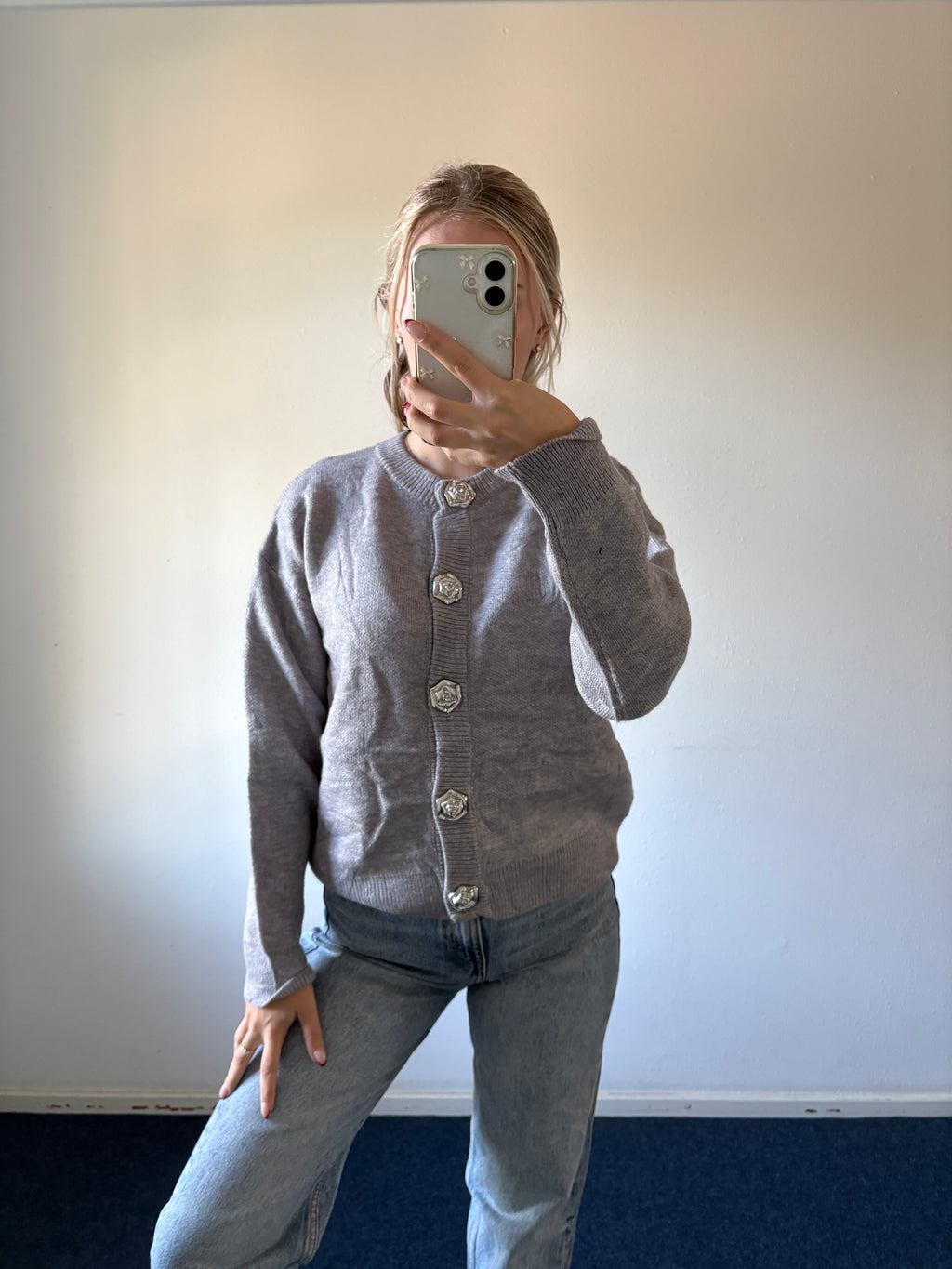 Sweater silver bloom